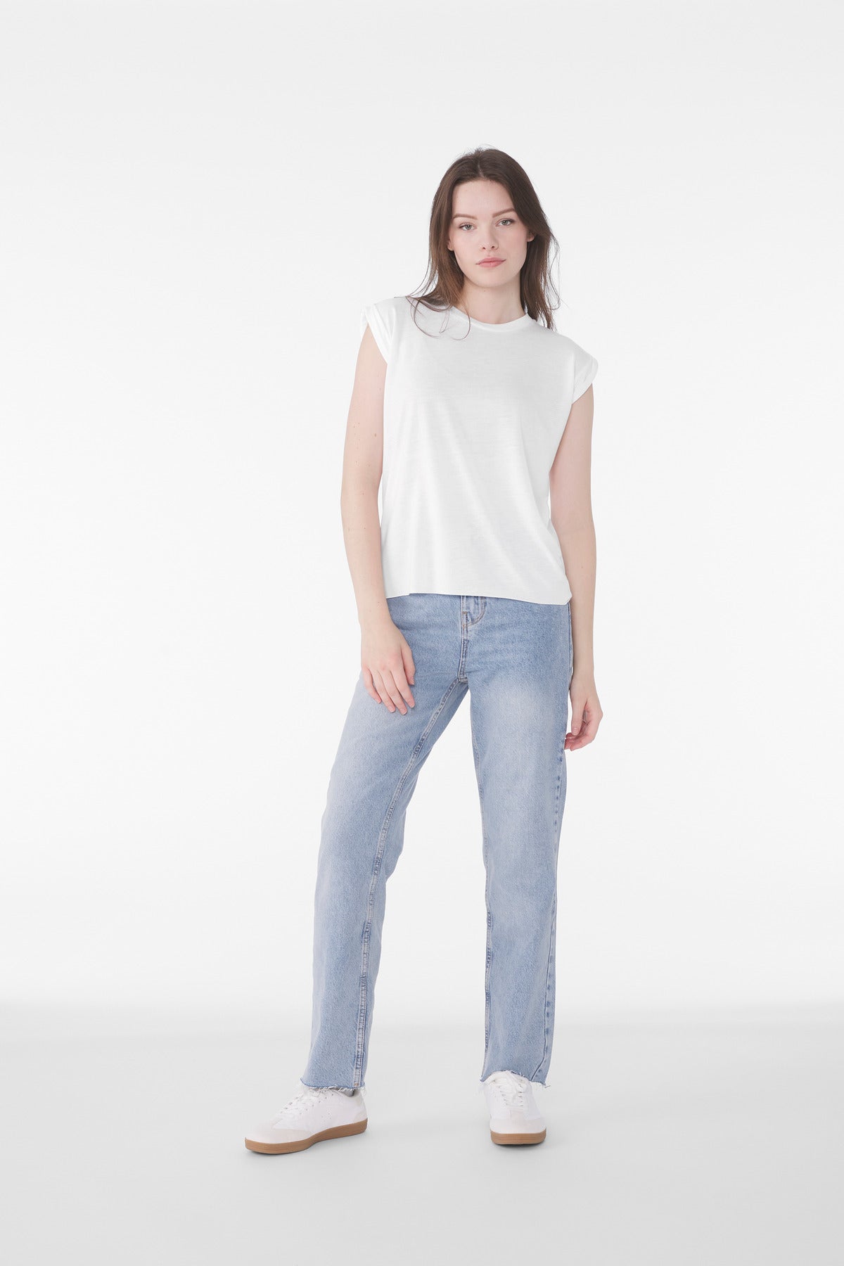 BELLA+CANVAS® Women's Flowy Muscle Tee with Rolled Cuffs BC8804